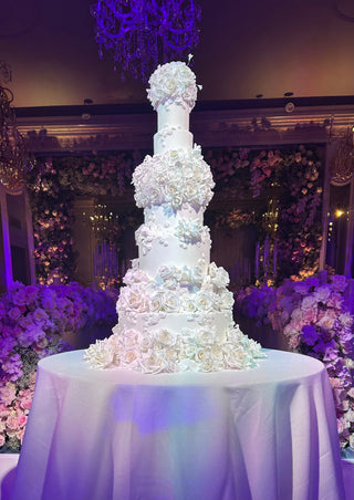 Incredible Wedding Cake at the Mandarin Oriental Hyde Park London