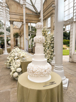 Grand Wedding Cakes
